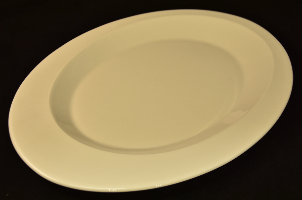Rak ovális tányér 30x24cm
